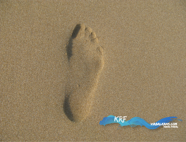 otisak stopala na plaži
